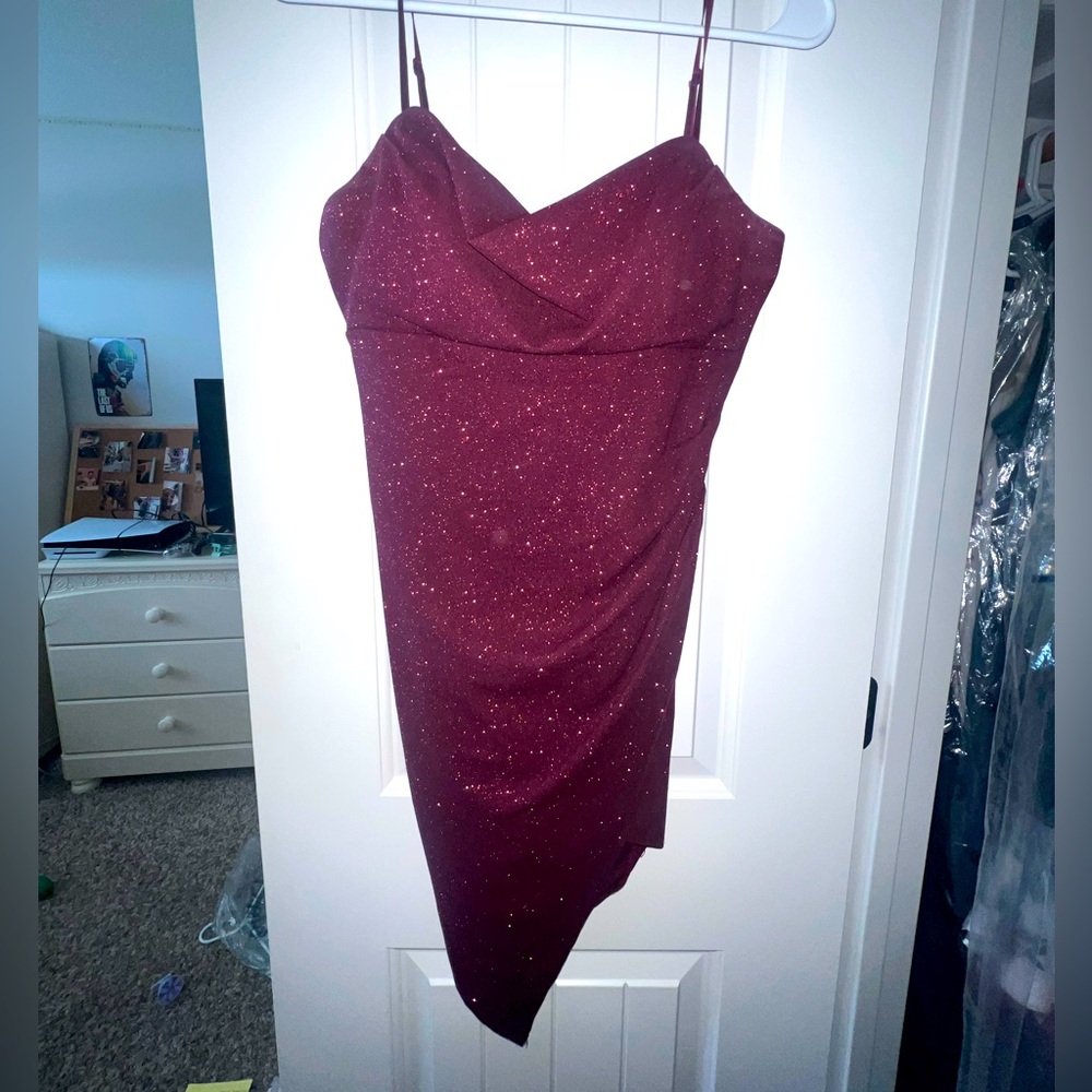 Maroon Homecoming dress, padded, worn once, true to size